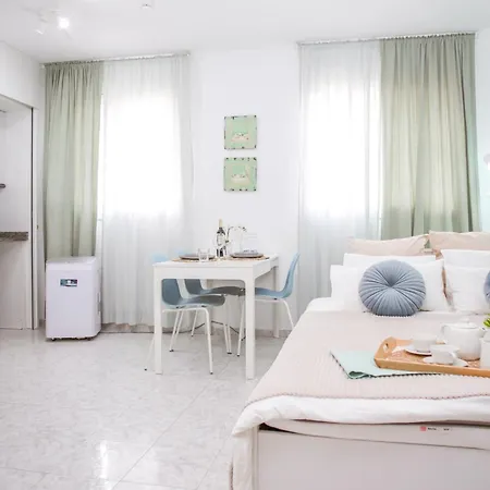 Al01 Estudio 250 M De Playa De Fenals, Costa Brava